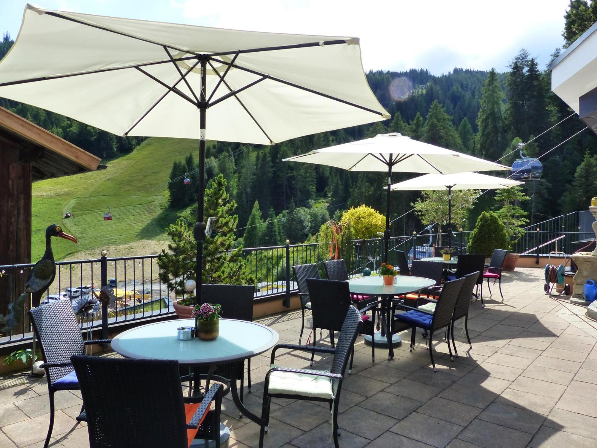 Hotel Garni Zerzer Serfaus Exterior foto